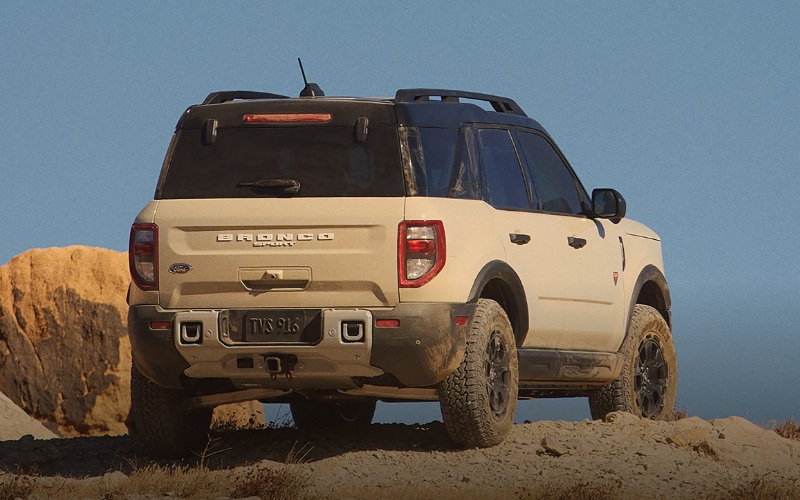 2025 Beige Ford Bronco Sport